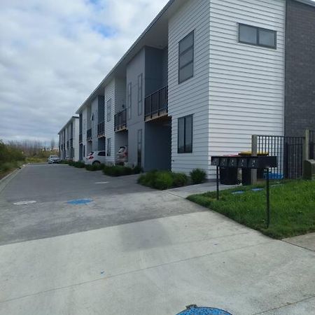 Cozy Is The Word Apartment Tauranga Luaran gambar