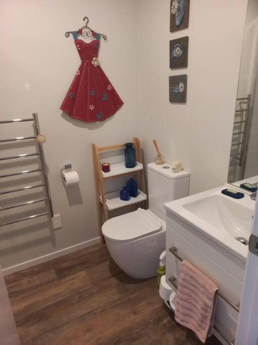 Cozy Is The Word Apartment Tauranga Luaran gambar