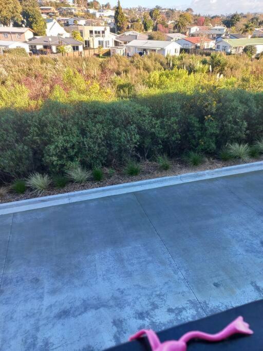 Cozy Is The Word Apartment Tauranga Luaran gambar